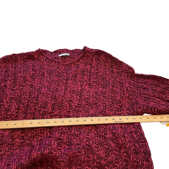Dex Chunky Knit Cropped fit-Round Neck-Burgundy tone w/shimmer thread-Size 1X - Picture 4 of 7